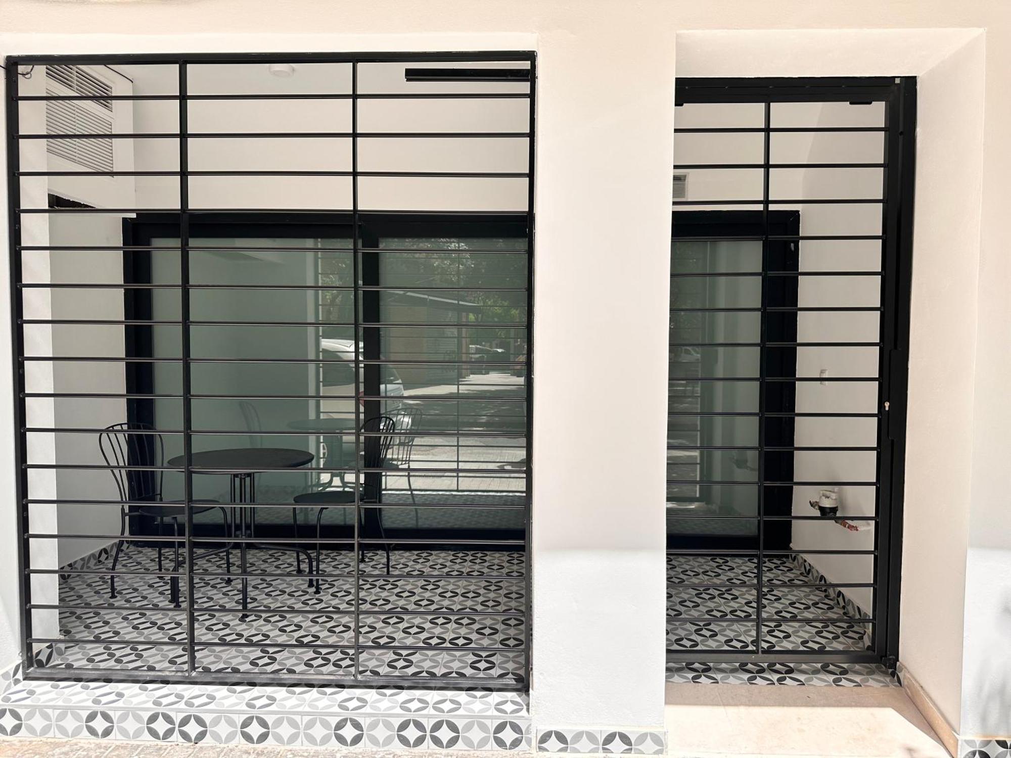 Alberola Industrial Style Appartement Valencia Buitenkant foto
